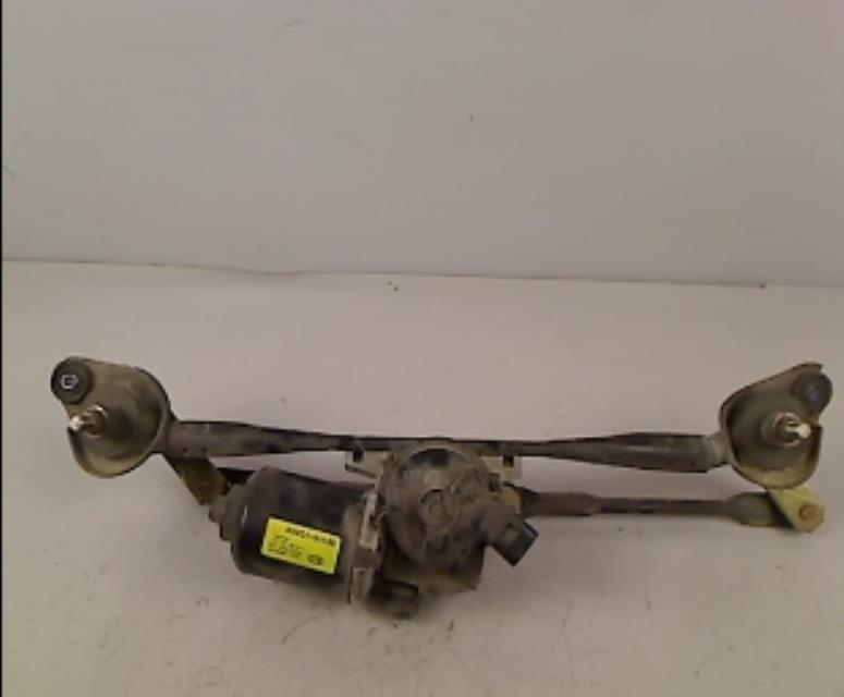 Moteur essuie glace avant