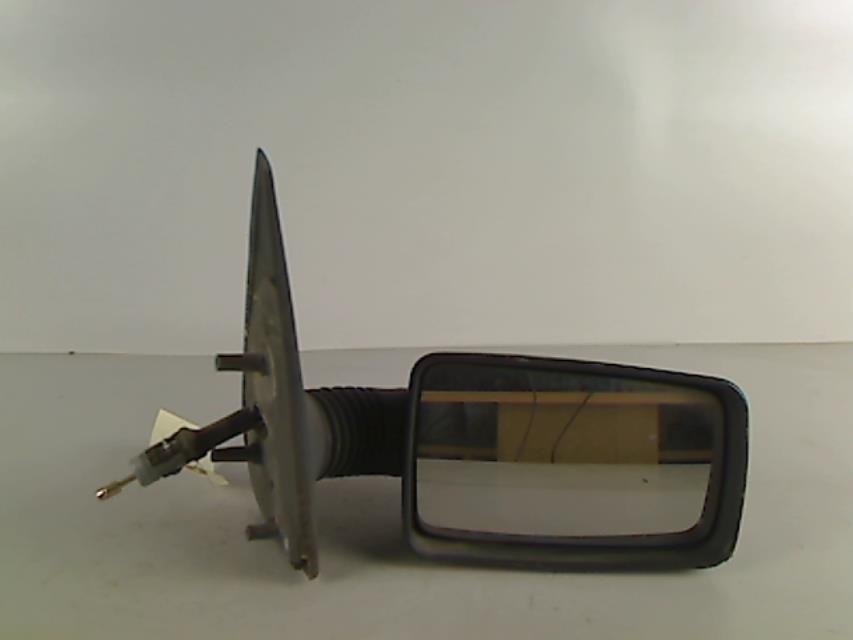 Retrovisor derecho