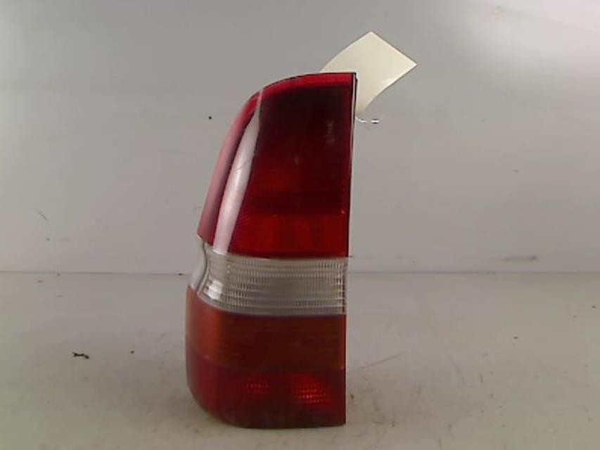 Fanale posteriore principale sinistro (luci)