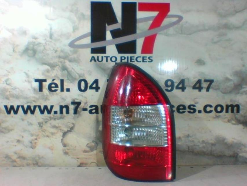 Fanale posteriore principale sinistro (luci)