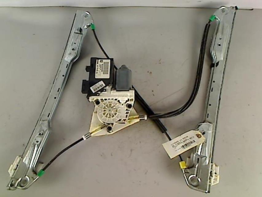 Leve vitre electrique avant droit