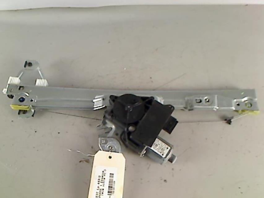 Leve vitre electrique avant droit