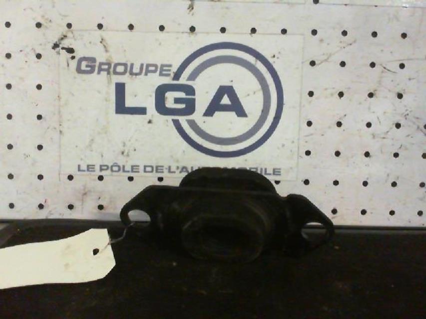Support moteur droit