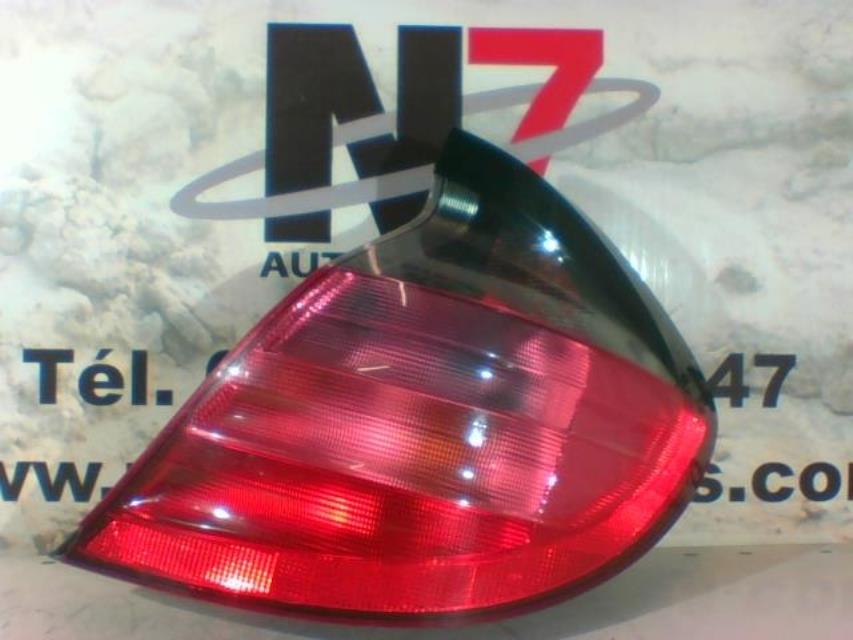 Fanale posteriore principale destro (luci)