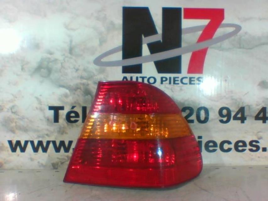 Luz trasera principal derecha (luces)