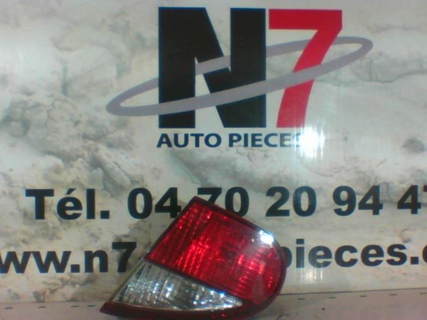 Luz trasera principal derecha (luces)