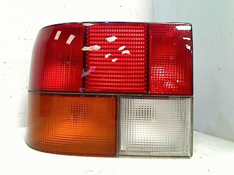 Fanale posteriore principale sinistro (luci)