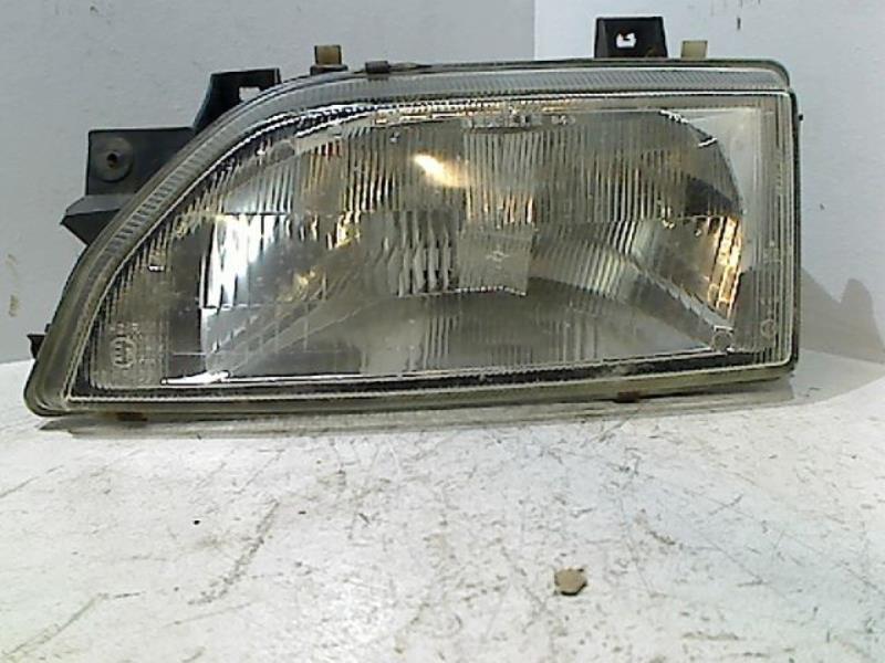 Gruppo ottico anteriore principale sinistro (luci)(faro)