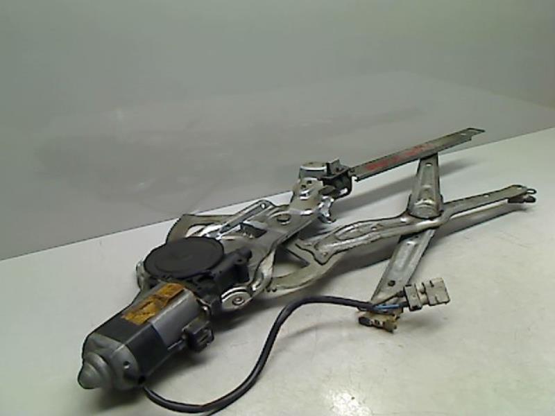 Leve vitre electrique avant droit