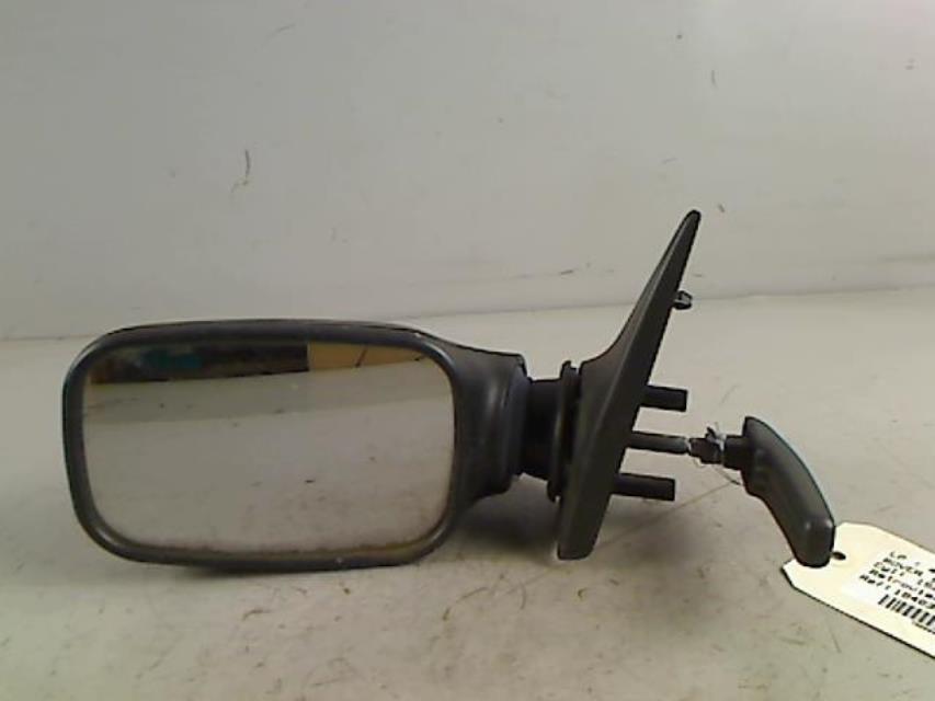 Retrovisor izquierdo