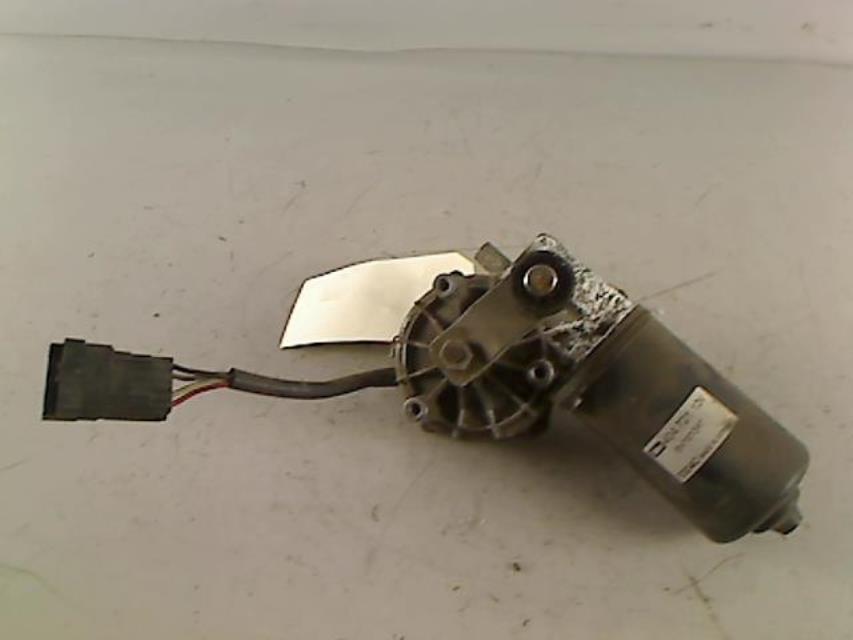 Moteur essuie glace avant