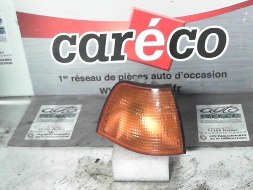 Optique avant secondaire droit (feux)(clignotant)