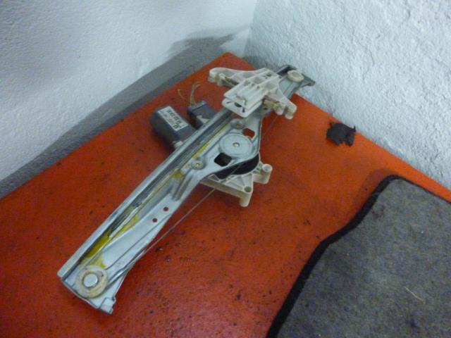 Leve vitre electrique arriere gauche
