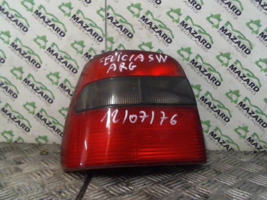 Fanale posteriore principale sinistro (luci)