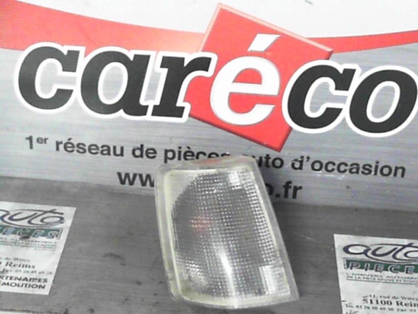 Optique avant secondaire droit (feux)(clignotant)