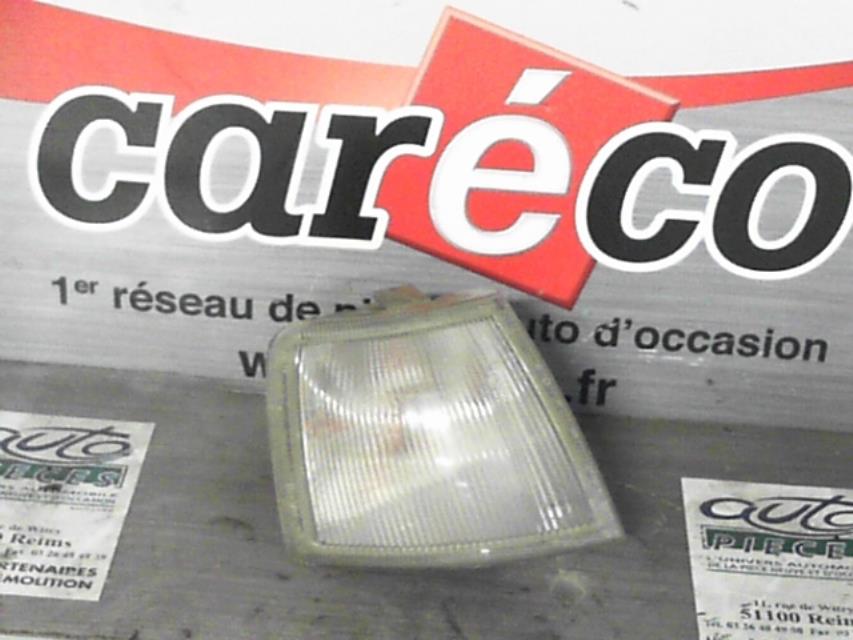 Optique avant secondaire droit (feux)(clignotant)
