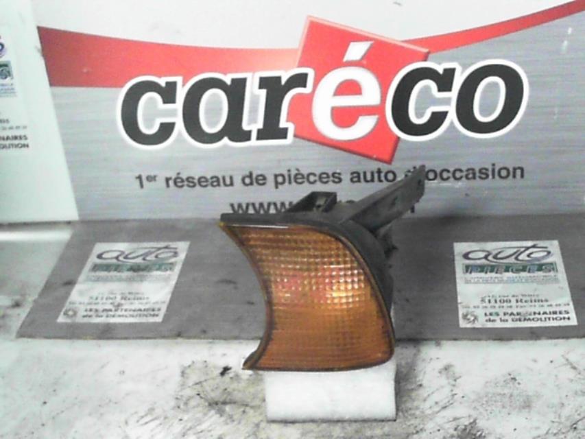 Optique avant secondaire gauche (feux)(clignotant)