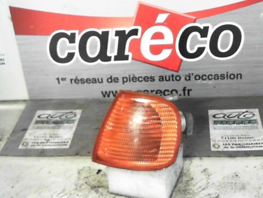 Optique avant secondaire gauche (feux)(clignotant)