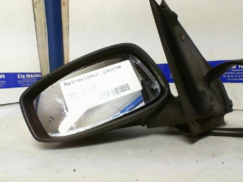 Retrovisor izquierdo