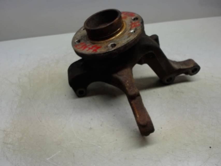Fusee avant gauche