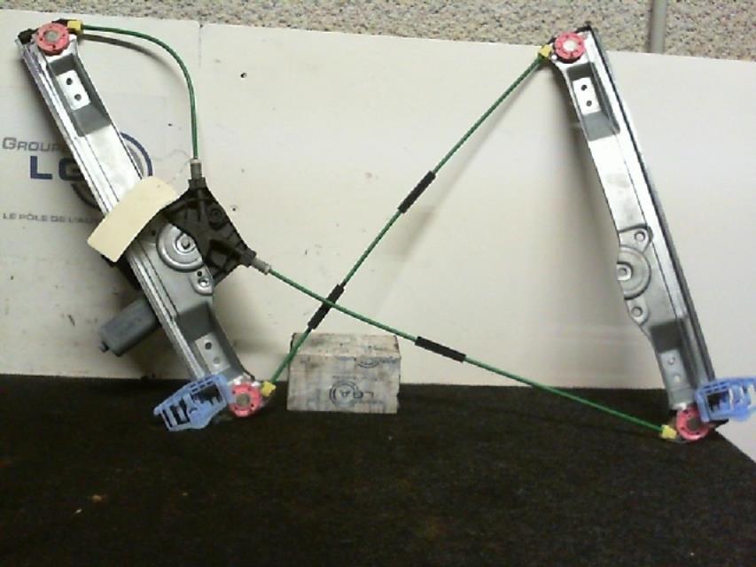 Leve vitre electrique avant droit