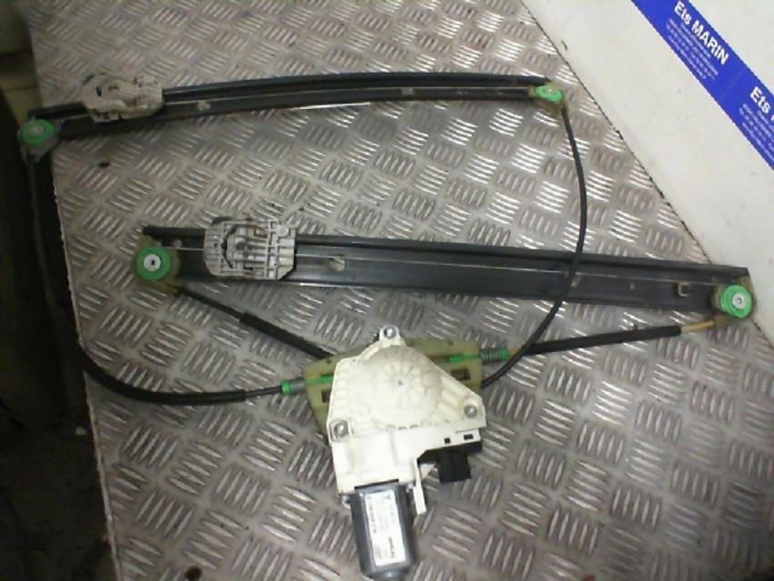 Alzacristalli elettrico anteriore sinistro