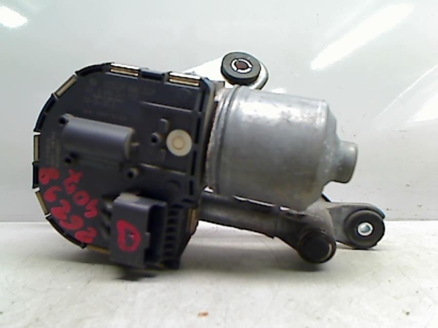 Moteur essuie glace avant droit