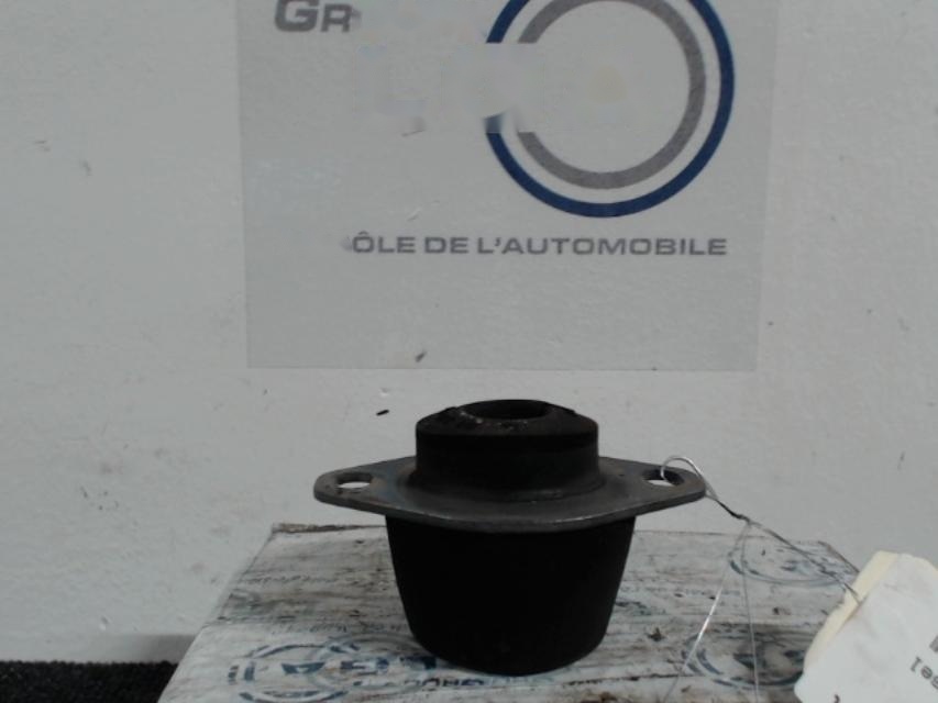 Support moteur droit