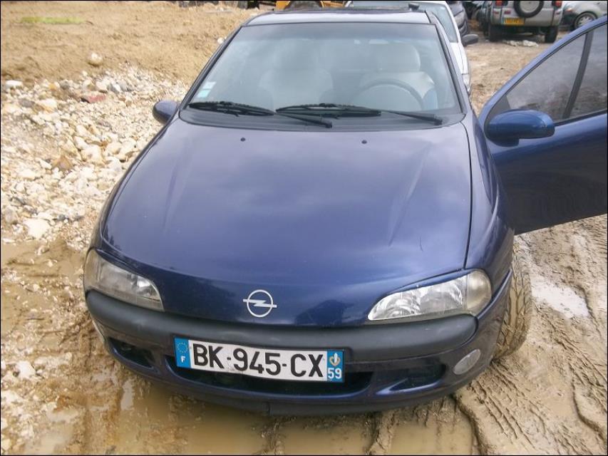 Motore tergicristallo anteriore