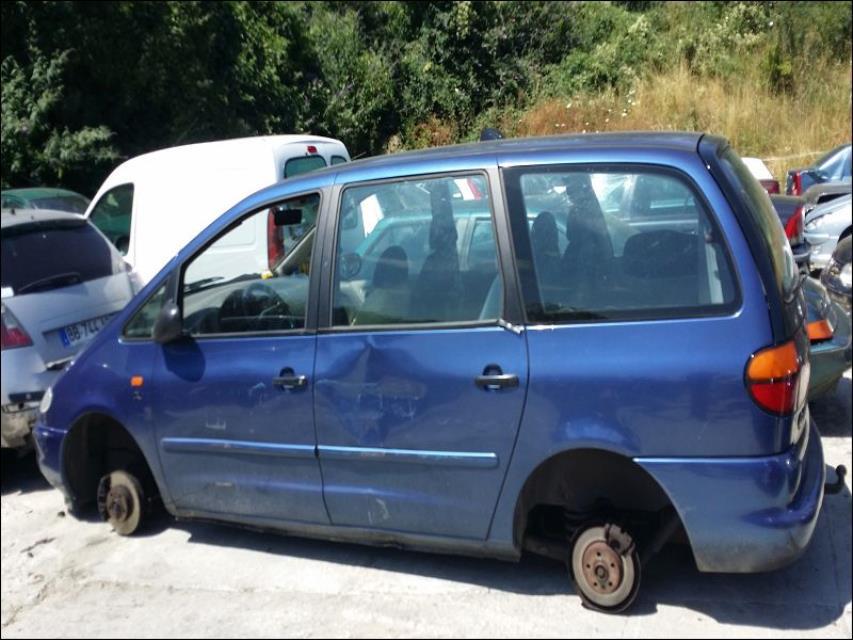 Gruppo ottico anteriore principale sinistro (luci)(faro)