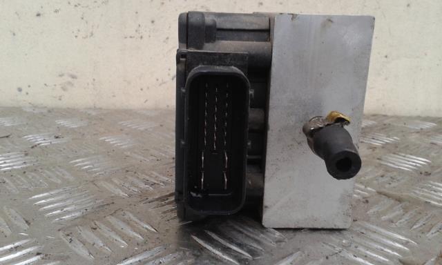 Bloc ABS (freins anti-blocage)