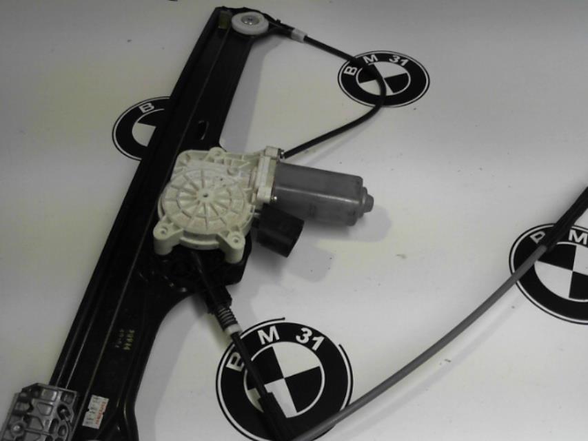 Moteur leve vitre avant droit