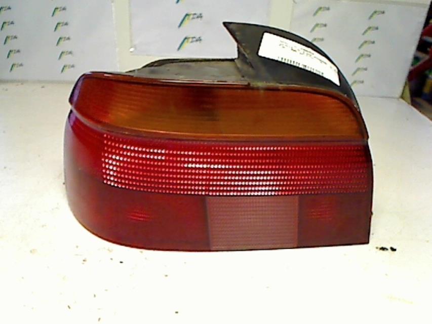 Fanale posteriore principale sinistro (luci)
