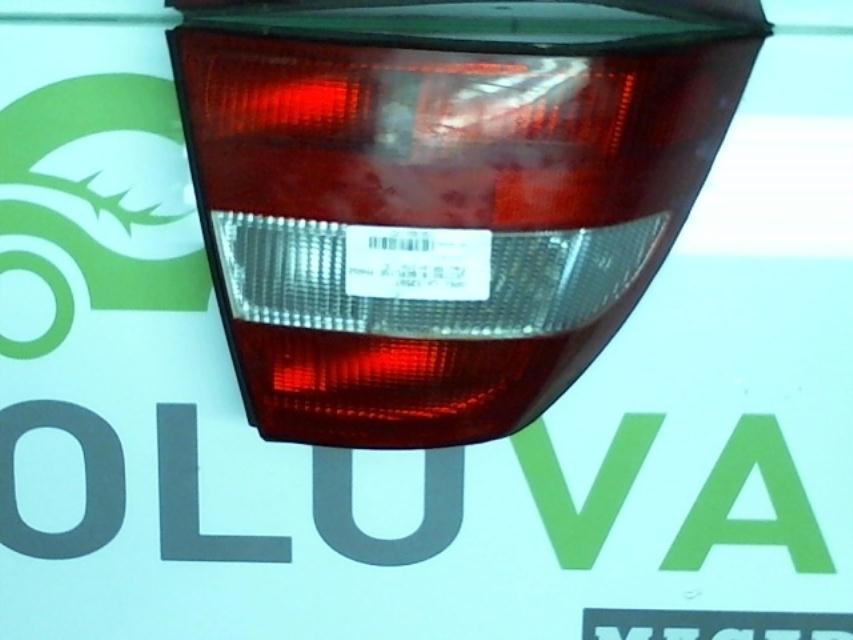 Fanale posteriore principale sinistro (luci)