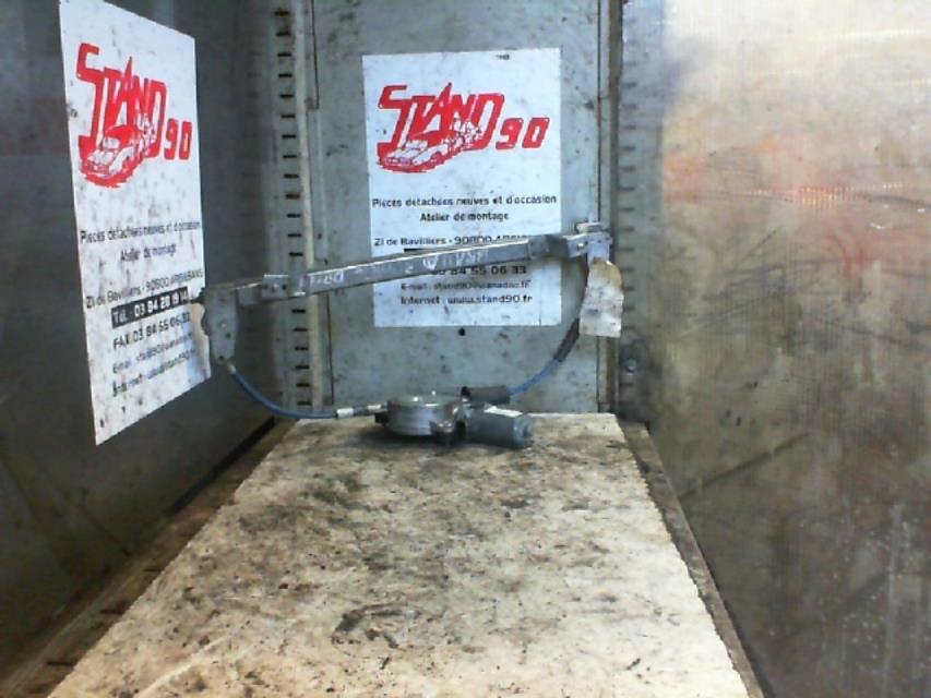Alzacristalli elettrico anteriore sinistro
