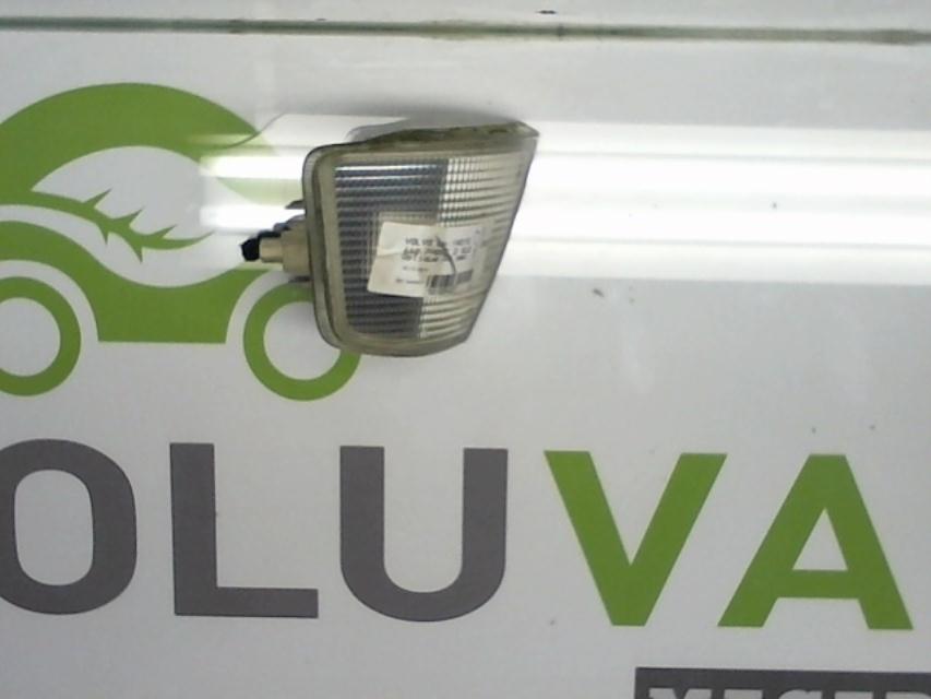 Óptica delantera secundaria derecha (luces) (intermitente)