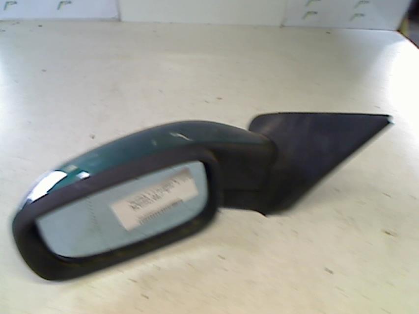 Specchietto retrovisore sinistro