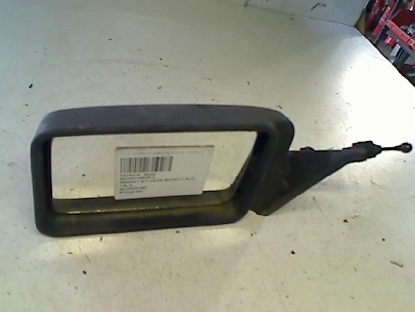 Specchietto retrovisore sinistro