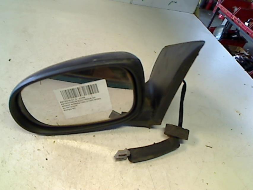 Retrovisor izquierdo