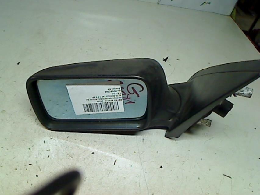 Specchietto retrovisore sinistro