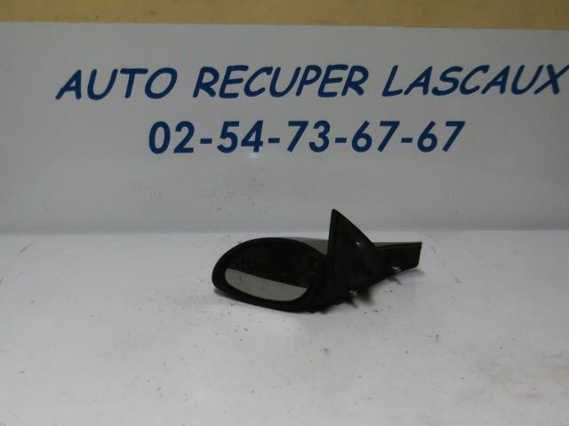 Retrovisor izquierdo