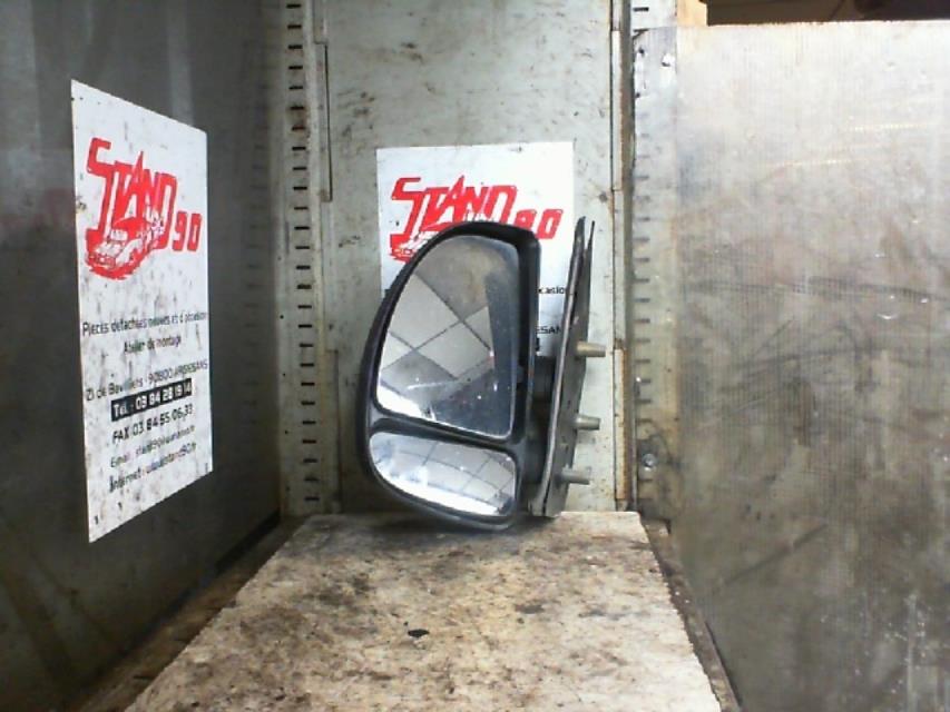 Specchietto retrovisore sinistro