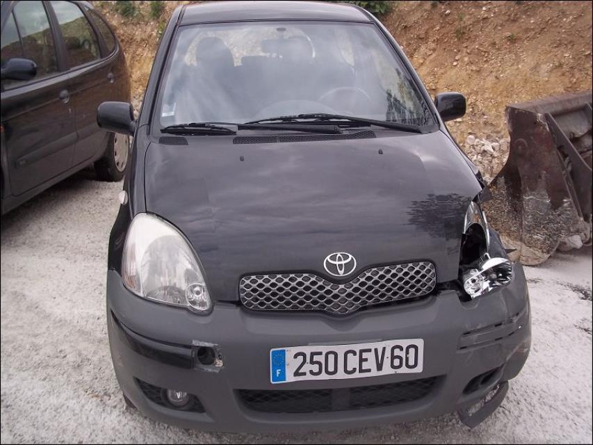 Motore tergicristallo anteriore