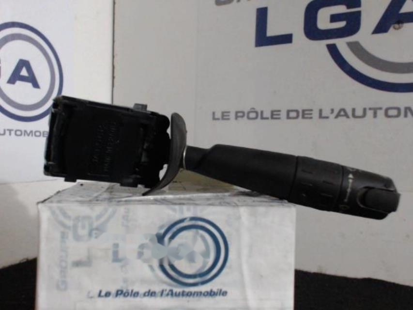 Commodo d'essuie glaces