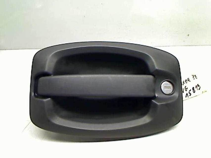 Poignee porte avant gauche