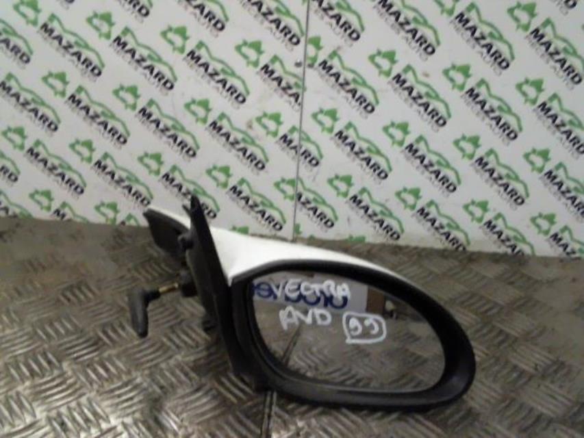 Retrovisor derecho