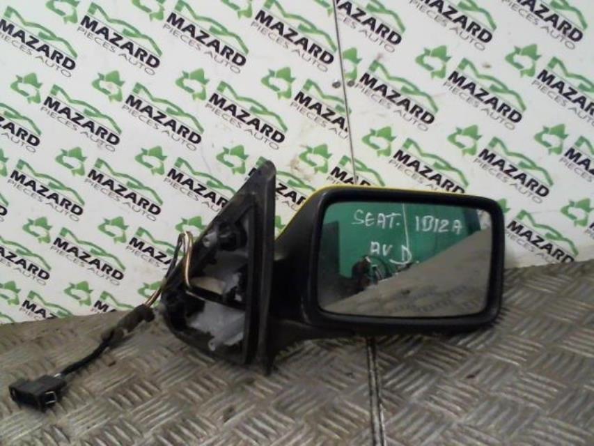 Retrovisor derecho