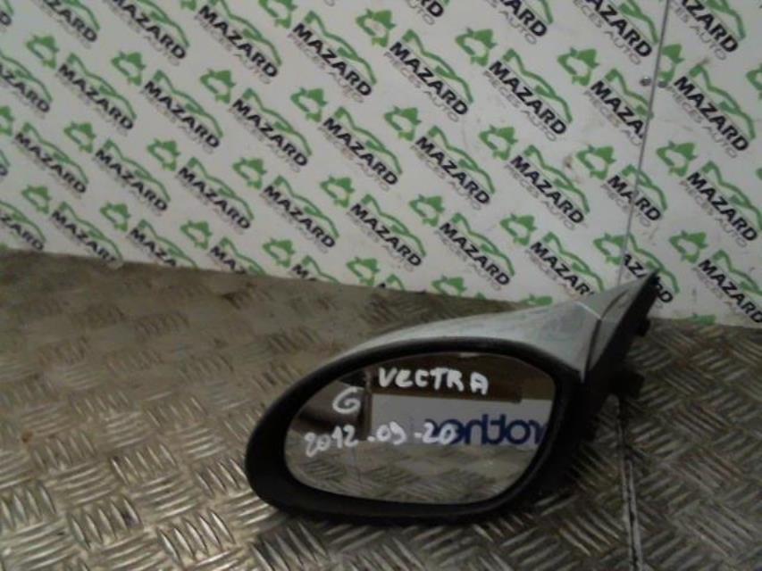 Retrovisor izquierdo