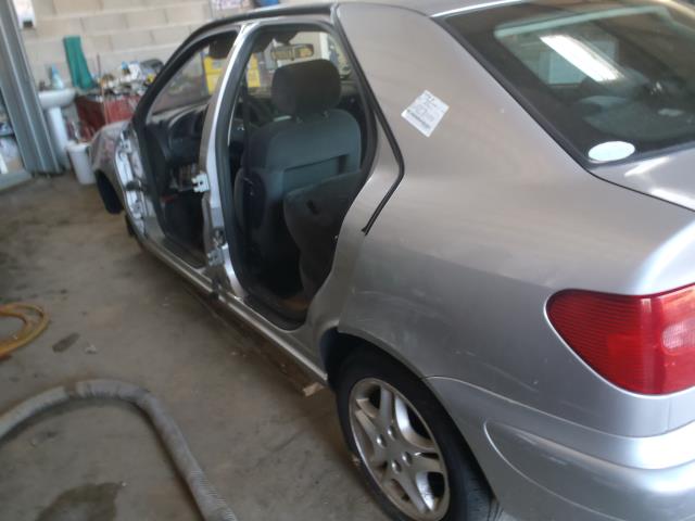 Foto pieza de coche