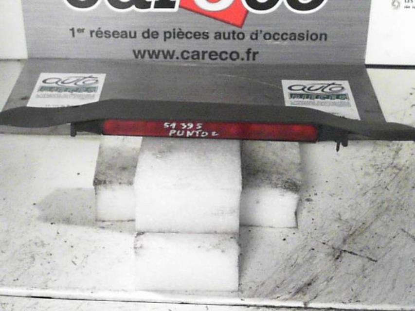 Feu arriere stop central